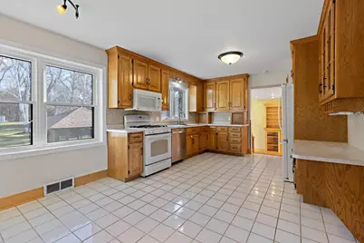 1038 N 3rd Avenue, Sturgeon Bay, WI 54235 - Photo 7