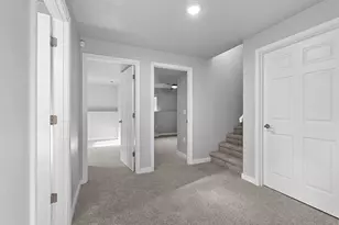 843 Redhawk Dr, Pulaski, WI 54162 - Photo 29