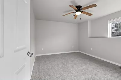 843 Red Hawk Drive, Pulaski, WI 54162 - Photo 35