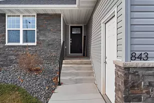 843 Redhawk Dr, Pulaski, WI 54162 - Photo 3