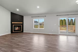 843 Redhawk Dr, Pulaski, WI 54162 - Photo 5