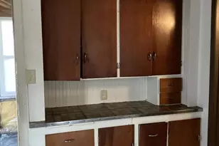 1709 Madison St, Manitowoc, WI 54220 - Photo 5