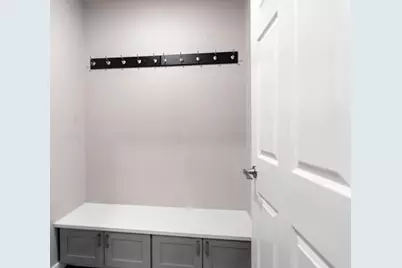 843 Red Hawk Drive, Pulaski, WI 54162 - Photo 27