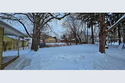 122 W Berlin Street, Berlin, WI 54923 - Photo 3