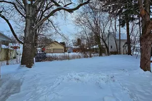 122 W Berlin St, Berlin, WI 54923 - Photo 3