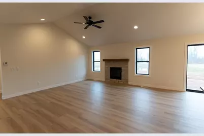 W5836 Edgewood Drive, Menasha, WI 54952 - Photo 3
