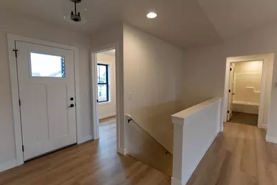 W5836 Edgewood Drive, Menasha, WI 54952 - Photo 9