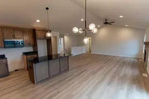 W5836 Edgewood Dr, Menasha, WI 54952 - Photo 37