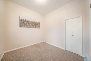 715 W 4th St, Appleton, WI 54914 - Photo 9