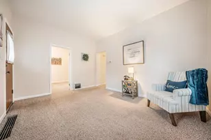 715 W 4th St, Appleton, WI 54914 - Photo 5