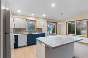 920 Hoffman St, Gresham, WI 54128 - Photo 5