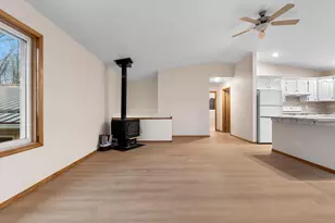 920 Hoffman St, Gresham, WI 54128 - Photo 3