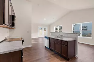 540 River Dr, Berlin, WI 54923 - Photo 7