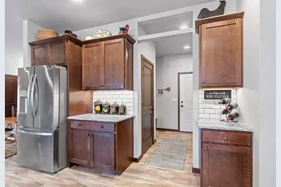 2153 Caroline Court, Neenah, WI 54956 - Photo 17