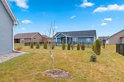 2153 Caroline Court, Neenah, WI 54956 - Photo 41