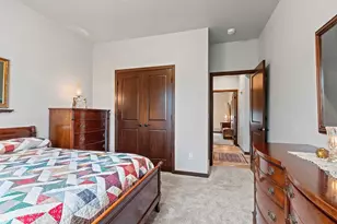 2153 Caroline Ct, Neenah, WI 54956 - Photo 37