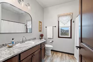 2153 Caroline Ct, Neenah, WI 54956 - Photo 33