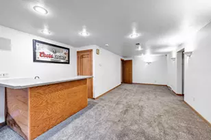 2805 Dewey Decker Dr, Green Bay, WI 54313 - Photo 19