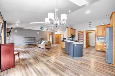 2805 Dewey Decker Drive, Green Bay, WI 54313 - Photo 7