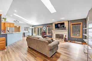 2805 Dewey Decker Dr, Green Bay, WI 54313 - Photo 3