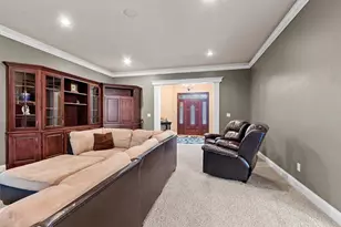 425 Hill Haven Ct, Little Suamico, WI 54141 - Photo 11