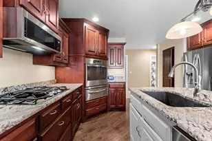 425 Hill Haven Ct, Little Suamico, WI 54141 - Photo 15