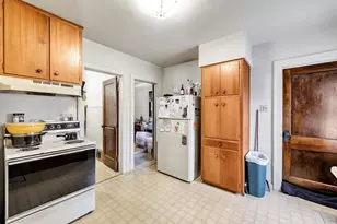 1474 Farlin Ave, Green Bay, WI 54302 - Photo 7