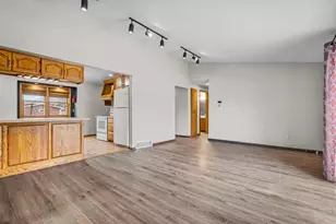 1241 Briarwood Dr, Menasha, WI 54952 - Photo 15