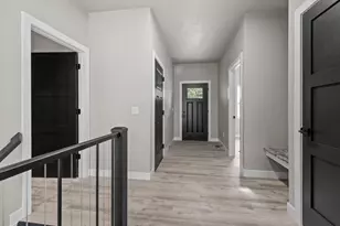 5358 Pennsylvania Ave, Appleton, WI 54914 - Photo 7