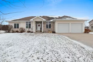 1226 Tara Marie Ln, Green Bay, WI 54313 - Photo 1