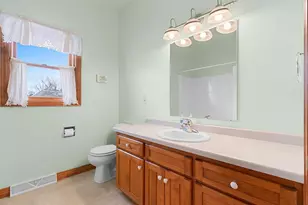 1226 Tara Marie Ln, Green Bay, WI 54313 - Photo 19