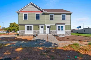 418 4th St, Green Bay, WI 54303 - Photo 3