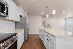 418 4th St, Green Bay, WI 54303 - Photo 23