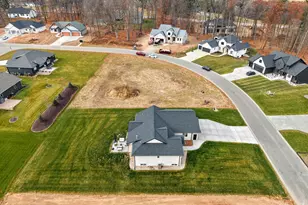 2652 Chambers Xing, Suamico, WI 54313 - Photo 37