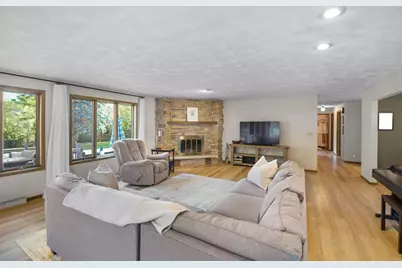 4710 W Sunflower Road, Appleton, WI 54914 - Photo 11