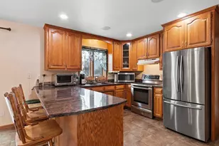 2640 Soman Ct, Green Bay, WI 54311 - Photo 3