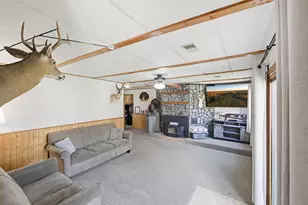 2927 Shorewood Dr, Oshkosh, WI 54901 - Photo 17