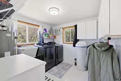 2927 Shorewood Drive, Oshkosh, WI 54901 - Photo 23