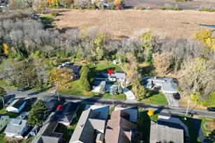 2927 Shorewood Dr, Oshkosh, WI 54901 - Photo 33