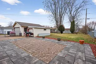 154 N Lark St, Oshkosh, WI 54902 - Photo 27