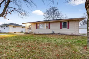 154 N Lark St, Oshkosh, WI 54902 - Photo 35