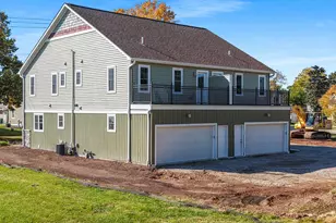 422 4th St, Green Bay, WI 54303 - Photo 5