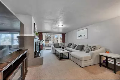 436 E Briar Lane, Green Bay, WI 54301 - Photo 23