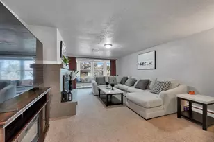 436 E Briar Ln, Green Bay, WI 54301 - Photo 23