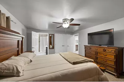 436 E Briar Lane, Green Bay, WI 54301 - Photo 33