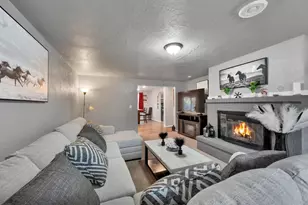 436 E Briar Ln, Green Bay, WI 54301 - Photo 25