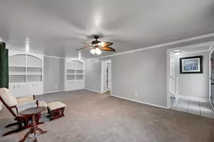 436 E Briar Ln, Green Bay, WI 54301 - Photo 7