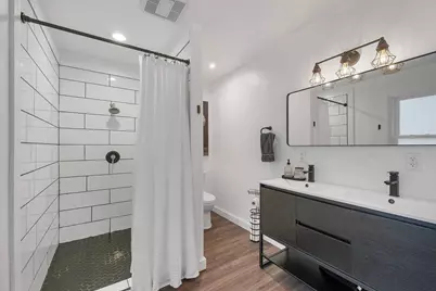 915 Colonial Avenue, Green Bay, WI 54304 - Photo 15