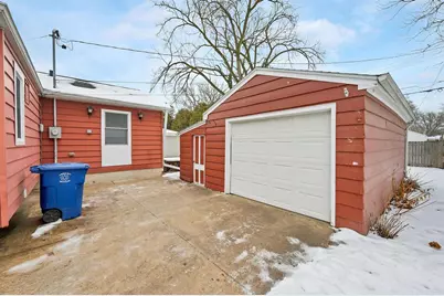 915 Colonial Avenue, Green Bay, WI 54304 - Photo 47