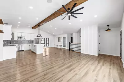 1091 Circle Drive, Green Bay, WI 54313 - Photo 5